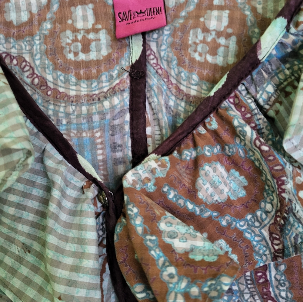 Blouse - Picture 2 of 3